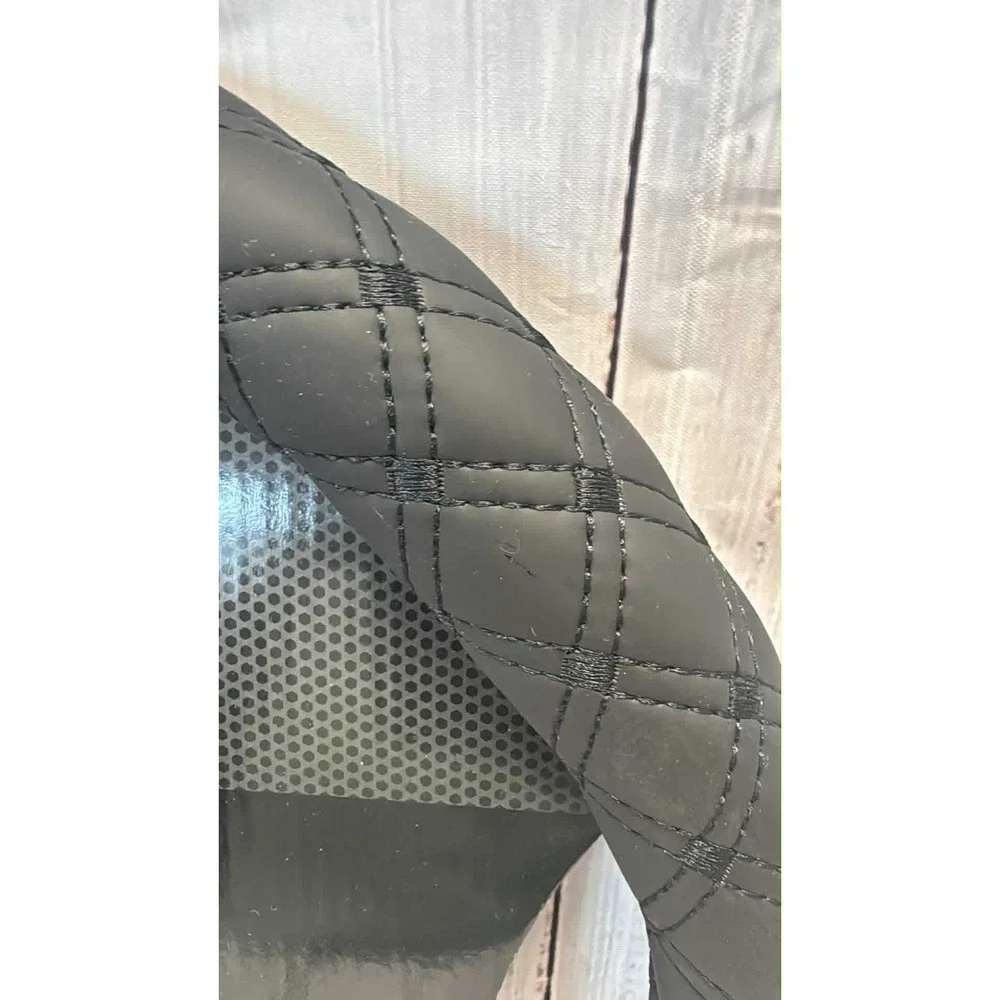 Auto Drive Black Quilted Stitch Universal Steering Wheel Cover - Picture 2 of 2